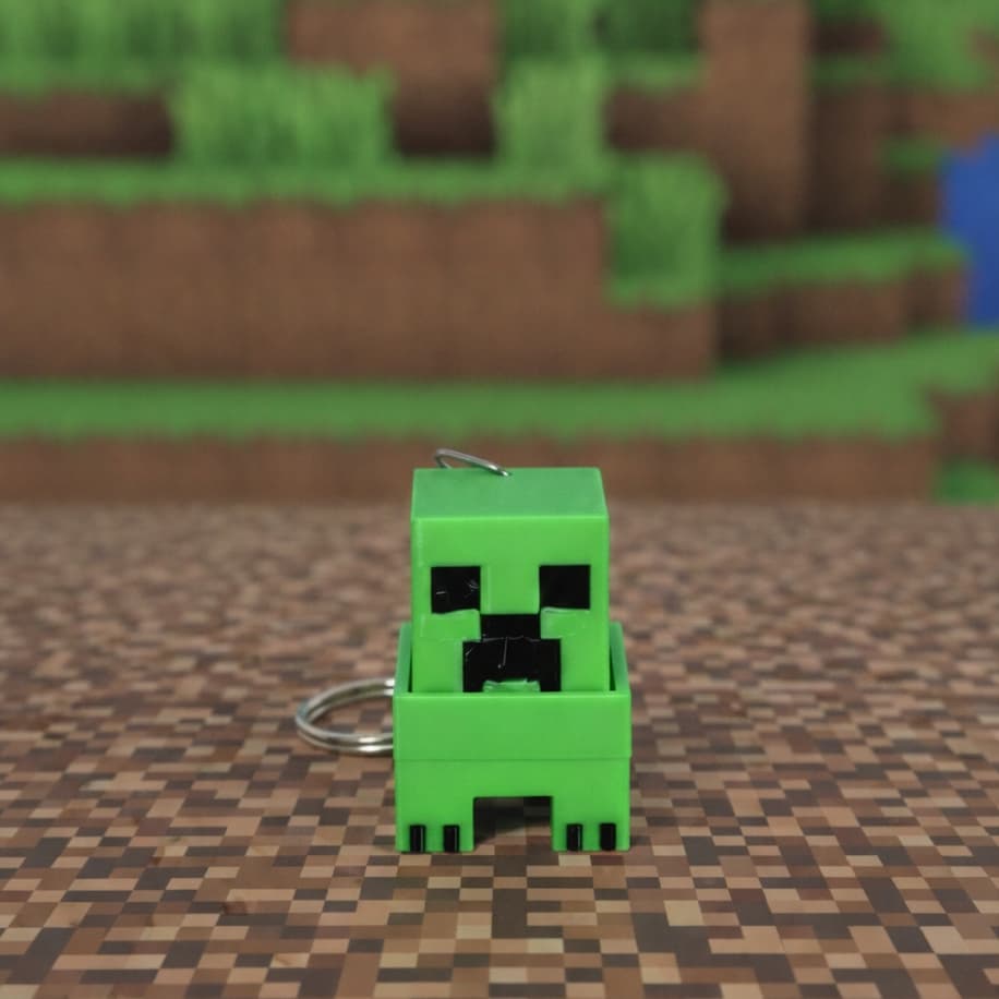 Piksel Dünyasının İkonik Karakteri Anahtarlık - Anahtarlık